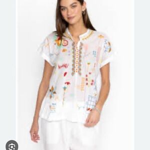 Colorful Embroidered White Blouse Johnny was 
Beautiful